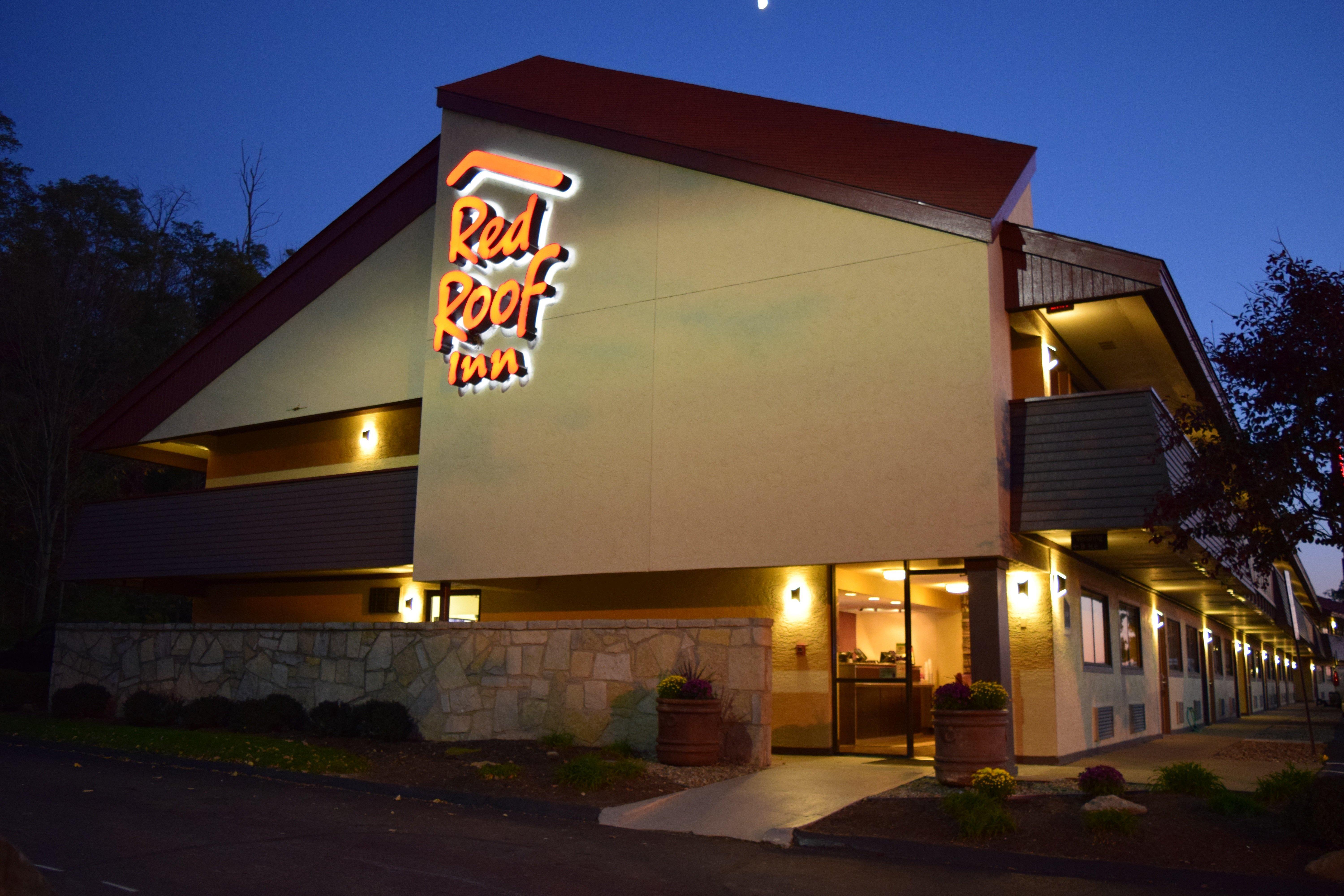 Red Roof Inn St Clairsville - Wheeling West St. Clairsville Εξωτερικό φωτογραφία