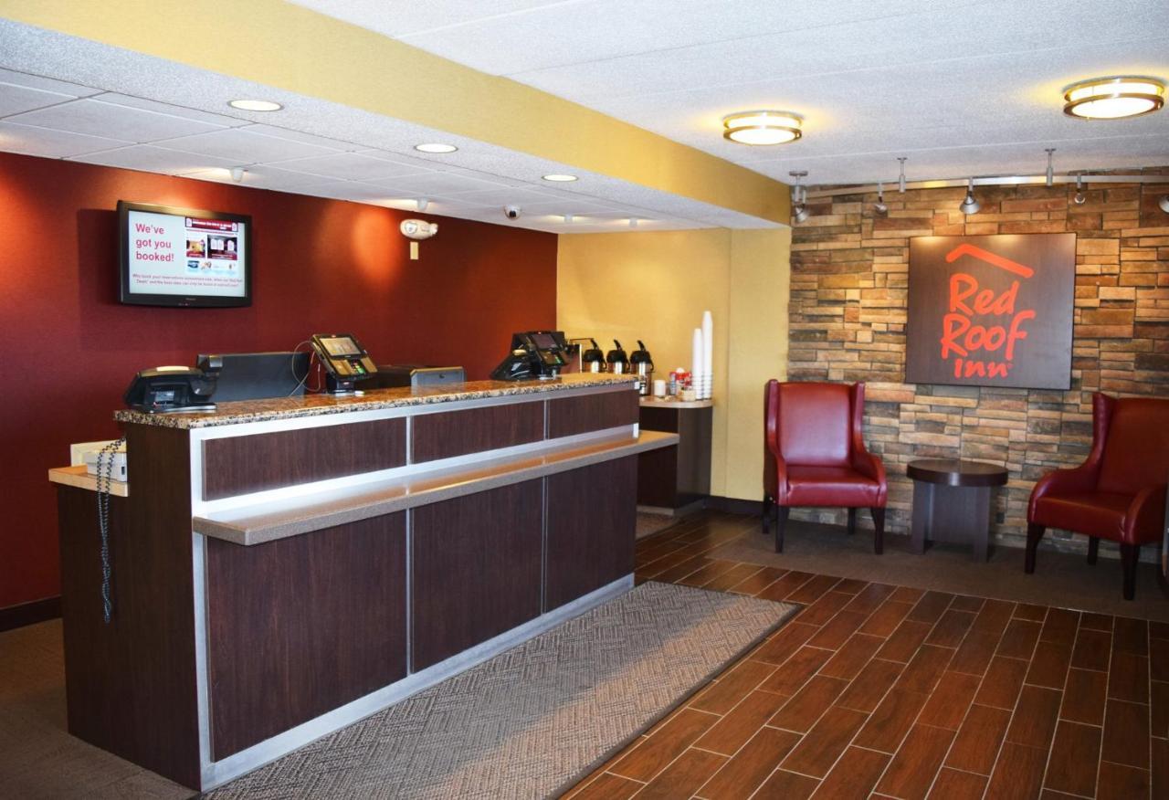 Red Roof Inn St Clairsville - Wheeling West St. Clairsville Εξωτερικό φωτογραφία