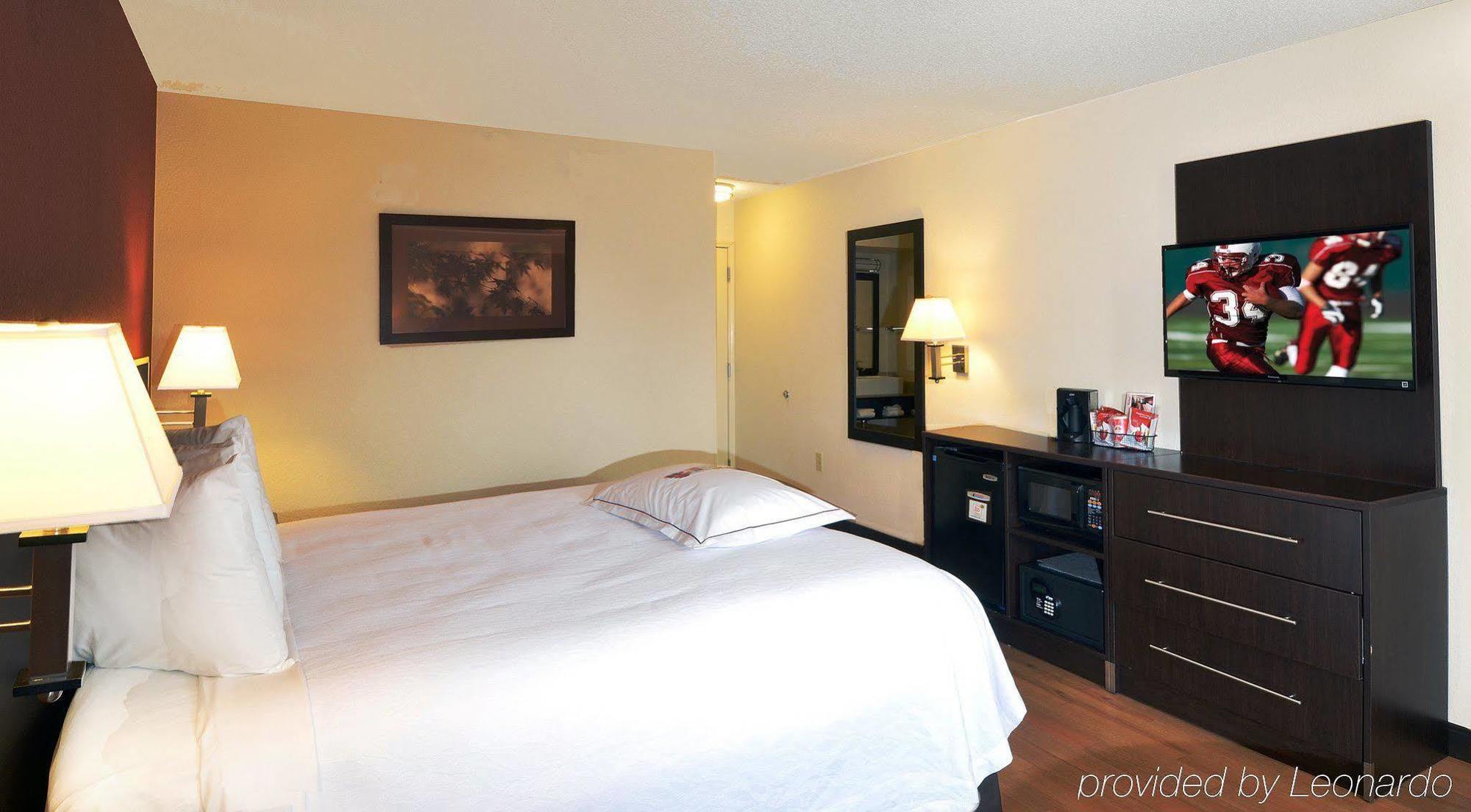 Red Roof Inn St Clairsville - Wheeling West St. Clairsville Εξωτερικό φωτογραφία