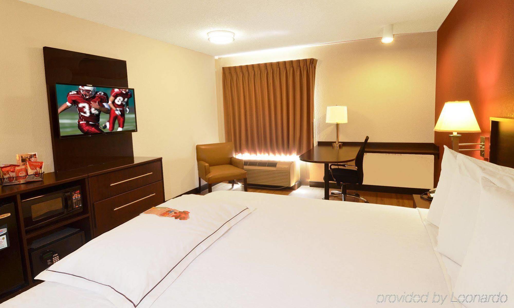 Red Roof Inn St Clairsville - Wheeling West St. Clairsville Εξωτερικό φωτογραφία