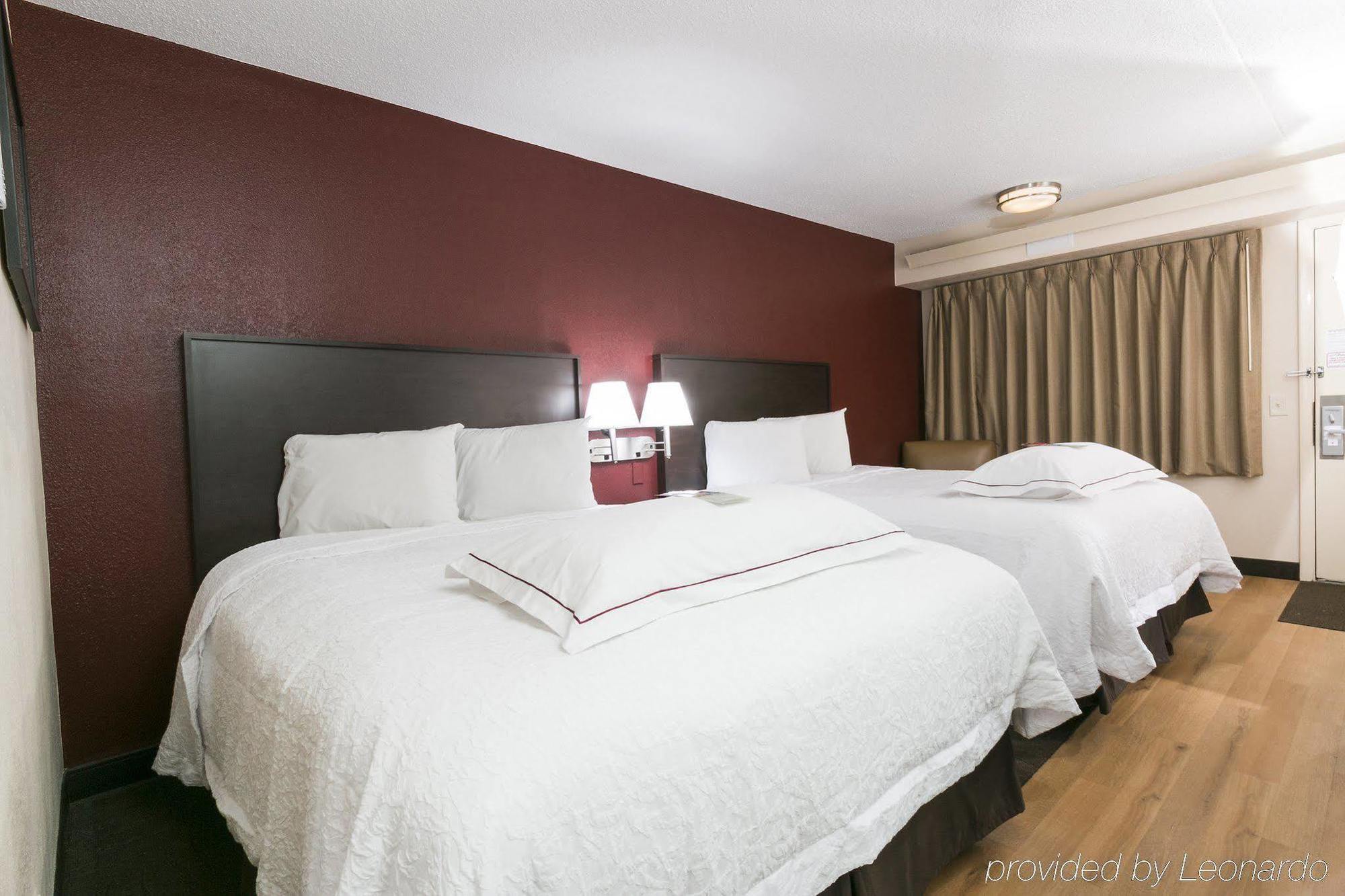 Red Roof Inn St Clairsville - Wheeling West St. Clairsville Εξωτερικό φωτογραφία